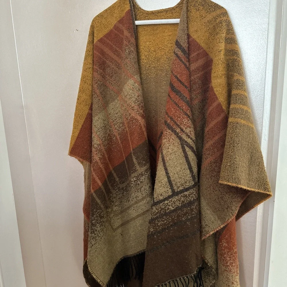Women's Brown Plaid Winter Shawl‎ Poncho One Size Made In France